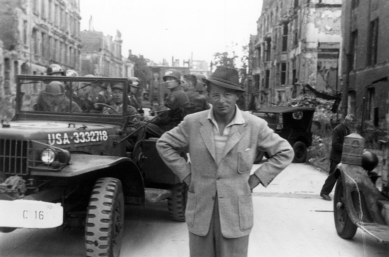 12 Wilder as Billy the director returns to the ruins of Berlin in 1947 while - photo 7