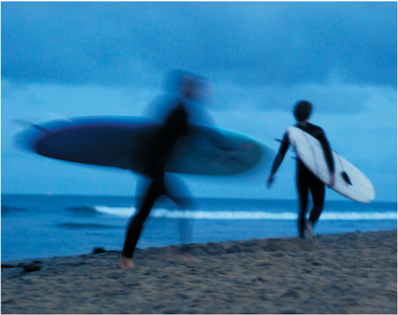 Others surf because they fall in love with the ocean and with how paddling - photo 11