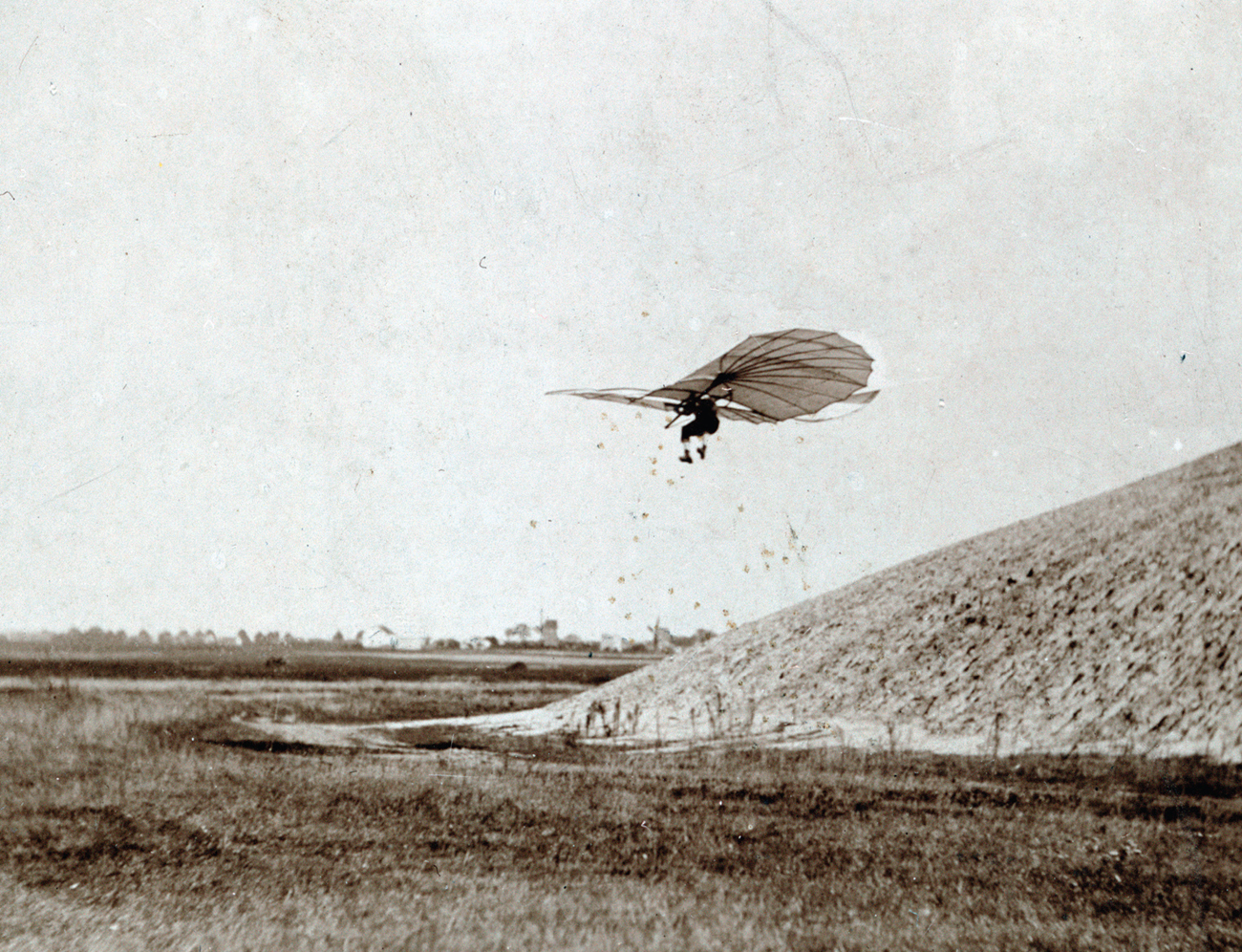 Otto Lilienthal was a pioneer of human flight building gliders that looked - photo 4