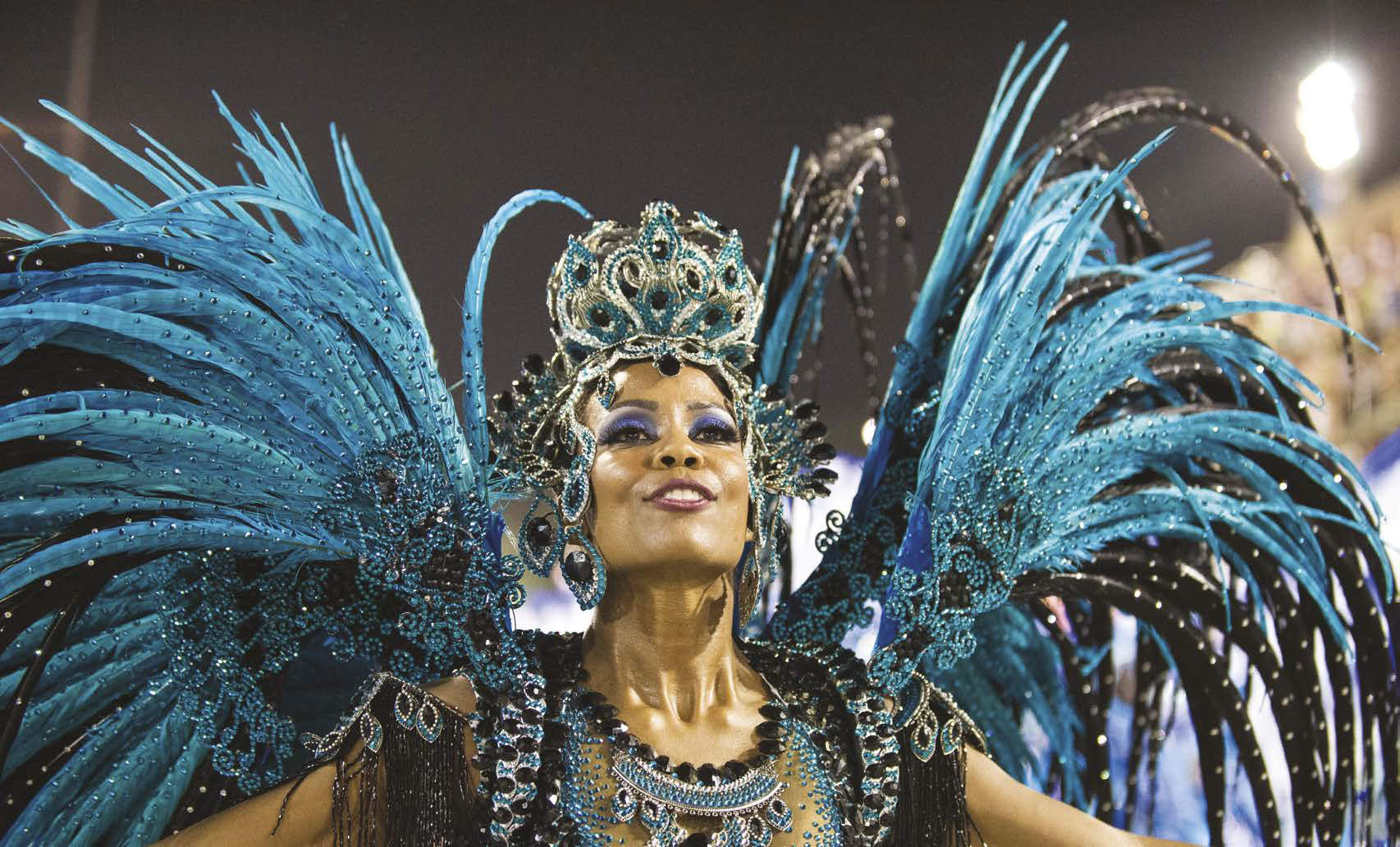 En el Carnaval de Venecia en Italia las personas usan mscaras y adornos en la - photo 12