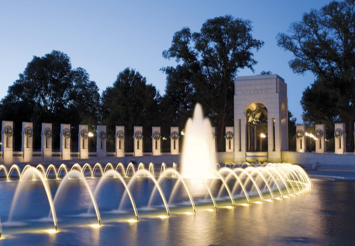 A World War II memorial in Washington DC honours the millions of Americans - photo 3