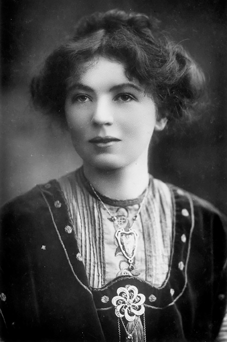 Christabel Pankhurst With the outbreak of the war a deal was struck between - photo 5