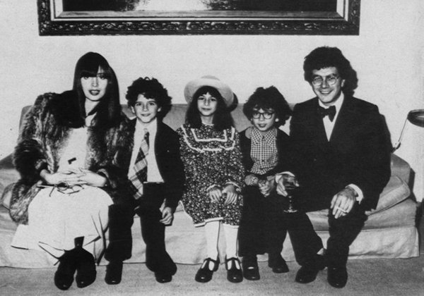 Michael White Lyndall and children in 1974 On the roof of Duke Street in - photo 3