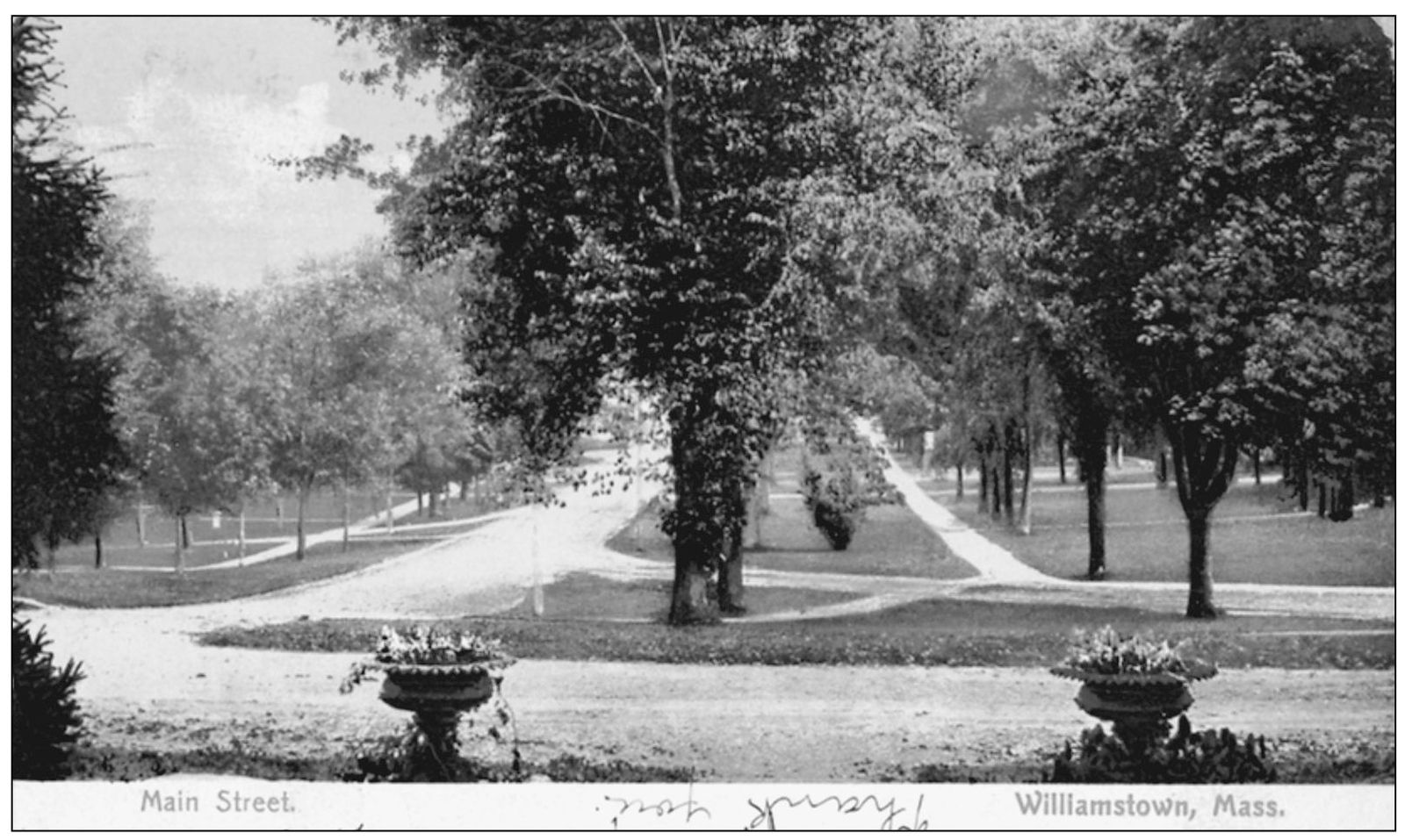 The original Mohawk Trail is said to have started at a point on the east bank - photo 4