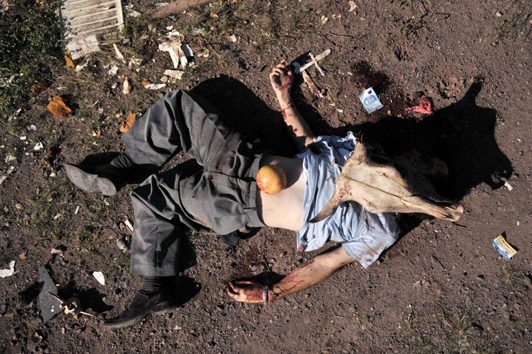 Body messaging A corpse decorated by gangsters in Sinaloa Fernando Brito - photo 15