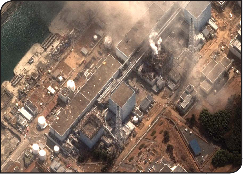 A powerful explosion ripped the roof off reactor Number 1 at the Fukushima - photo 6