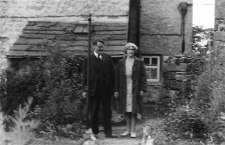 Mam and Dad in the back garden 1966 My parents had always wanted to be in the - photo 3