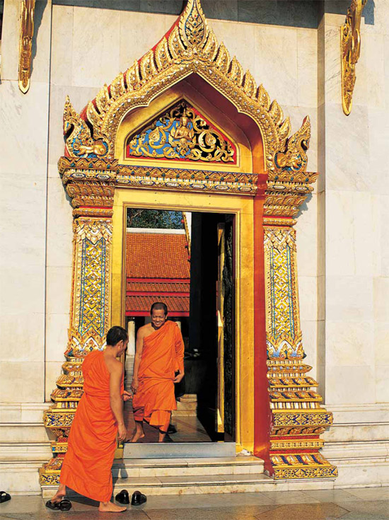 Like most temples in Thailand Wat Benjamabhopit the Marble Temple features - photo 3