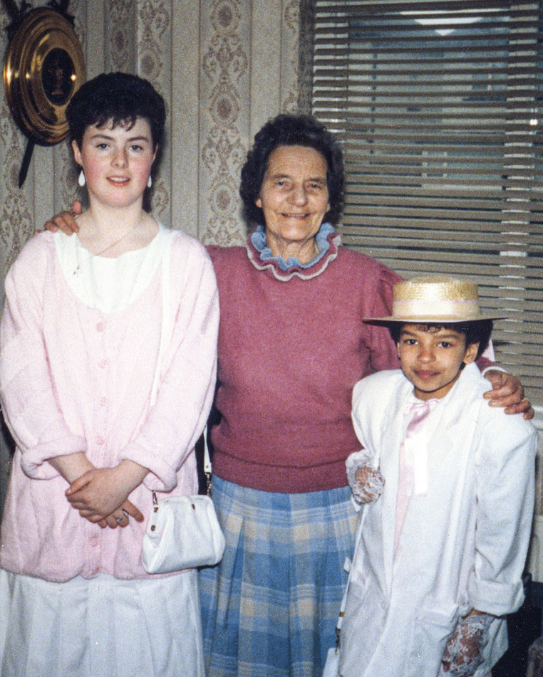 14 Nana Josie Ciara and me in Auntie Angelas house on our confirmation day - photo 14