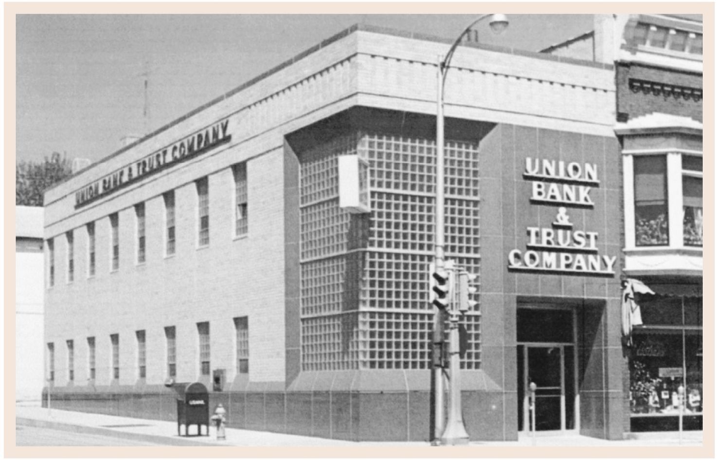 For many years after the Great Depression Union Bank and Trust Company was - photo 9