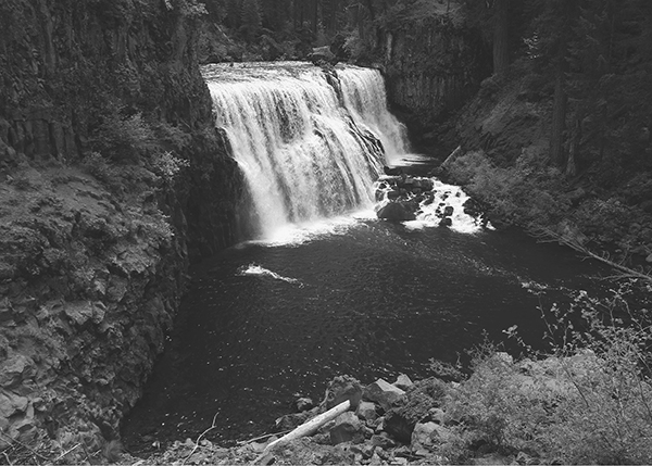 Middle McCloud Falls near Fowlers Campground in the Shasta-Trinity National - photo 2