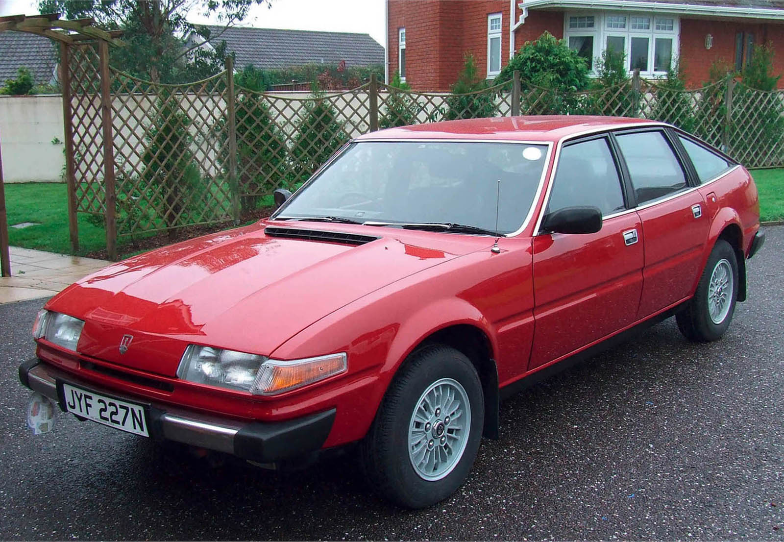 The oldest-known Rover SD 1 Wearing chassis number five and registration - photo 3