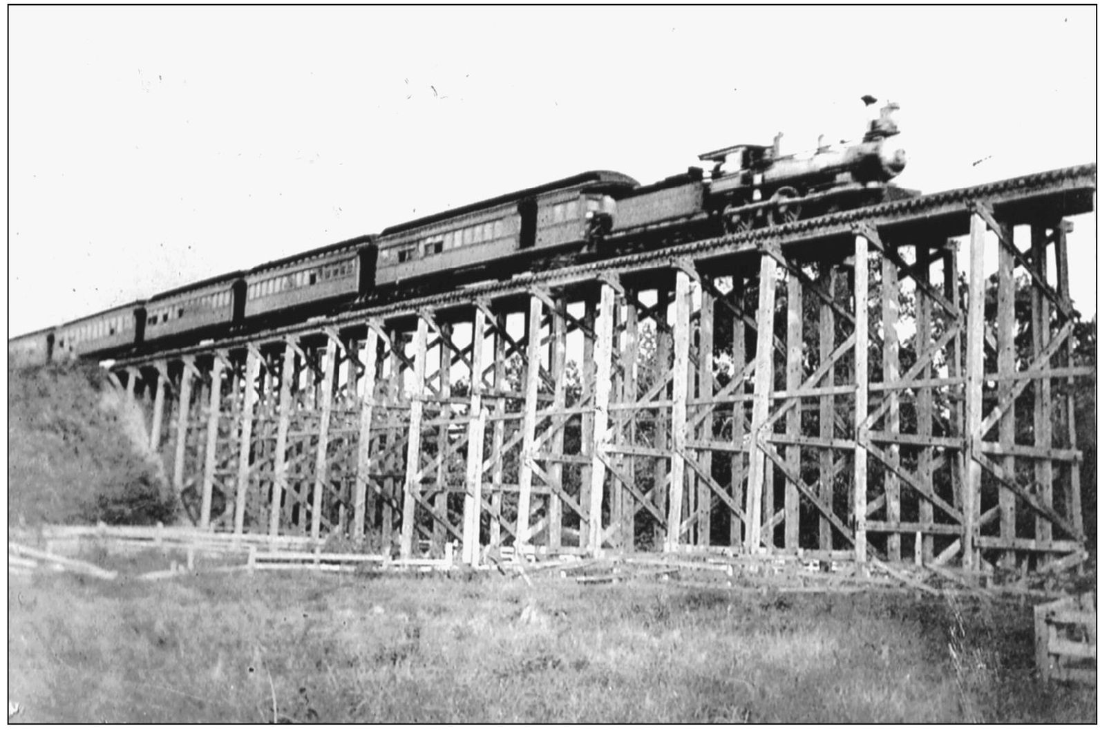 A westbound St Louis Vandalia and Terre Haute Railroad passenger train is - photo 7
