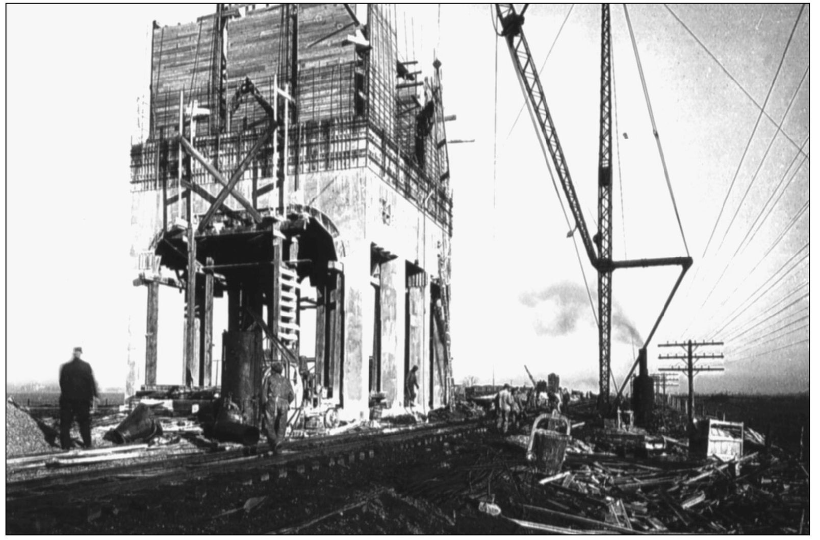 Coal chutes and water towers were found along many railroad lines throughout - photo 9