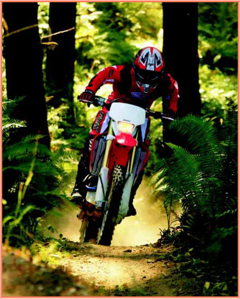 Enduro racers must keep a steady pace as they tackle difficult terrain - photo 10