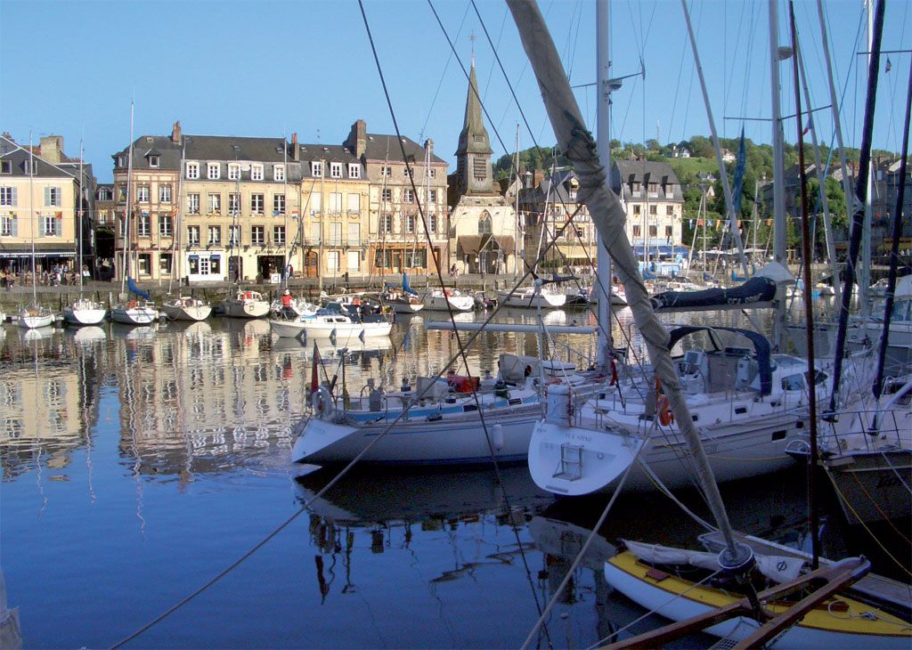 Deauville harbour a favourite destination for those crossing the English - photo 5