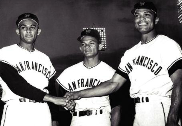 Jess Matty and Felipe Alou in 1963 The leagues sent money players and - photo 6