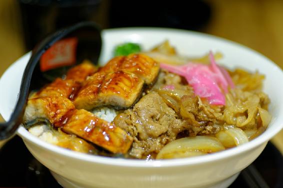 There is something elegant and mysterious about Japanese cooking Japanese - photo 2