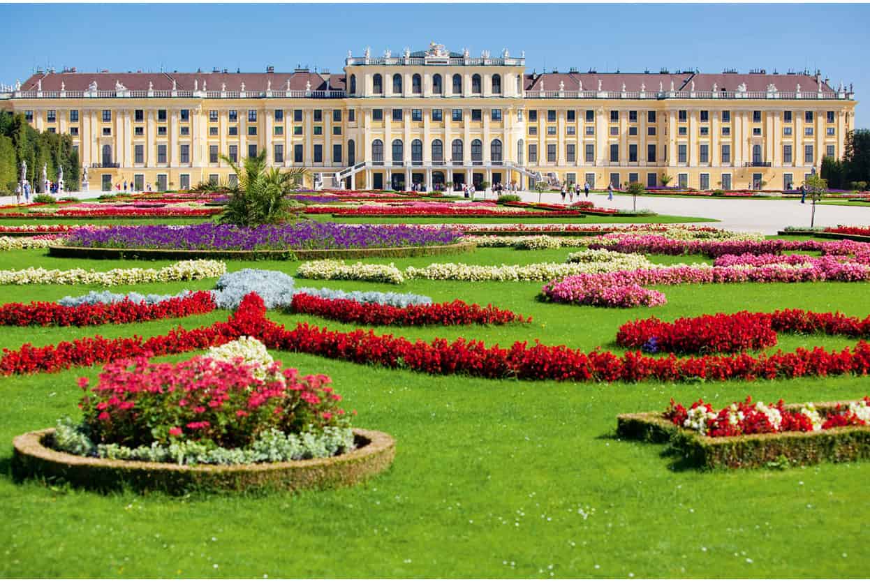 Top Attraction 2 Fotolia Schnbrunn Empress Maria Theresas opulent rococo - photo 5