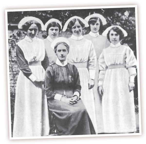 Edith Cavell seated in 1915 with nurses she trained How could I forget - photo 6