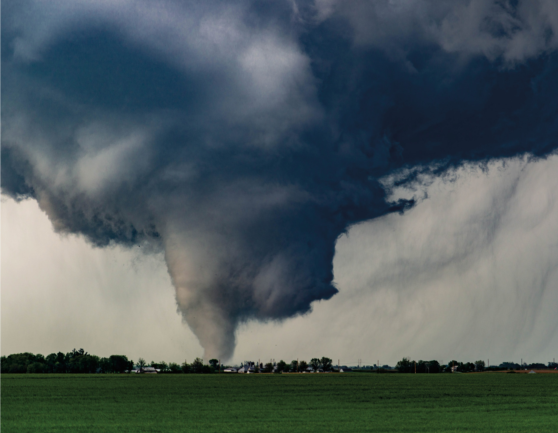 Tornadoes are common during summer months About 1000 tornadoes are reported - photo 3