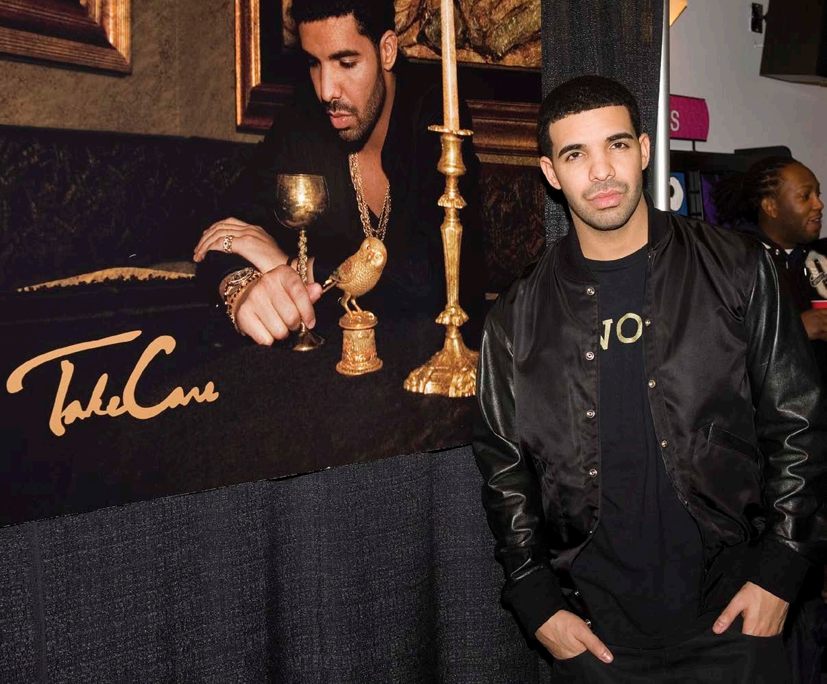 In 2011 Drake signed autographs in Toronto before Take Care came out ARTSY - photo 7