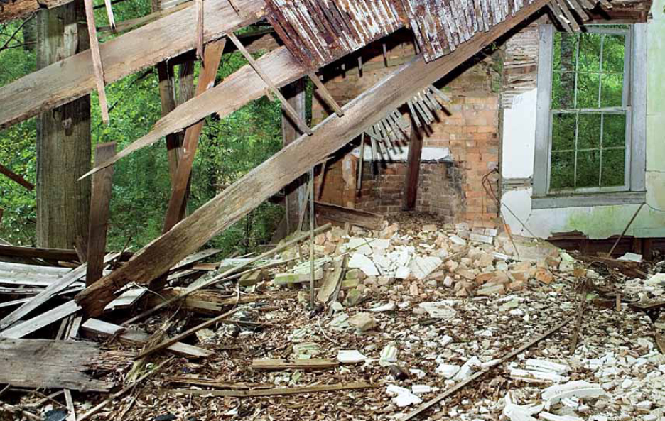 Parlor circa mid 1800s Amite County Mississippi Roof circa 1840s Benton - photo 8