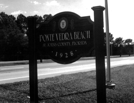 The welcome sign at Ponte Vedra Beach in the most northern portion of St Johns - photo 4