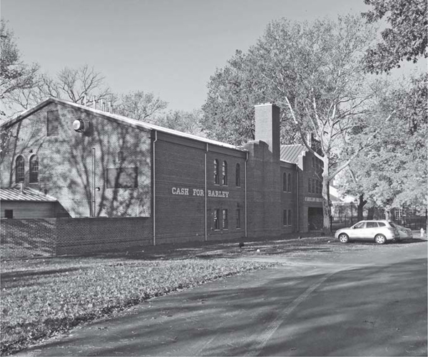 Carillon Brewing Company at Carillon Historical Park Authors collection As of - photo 4