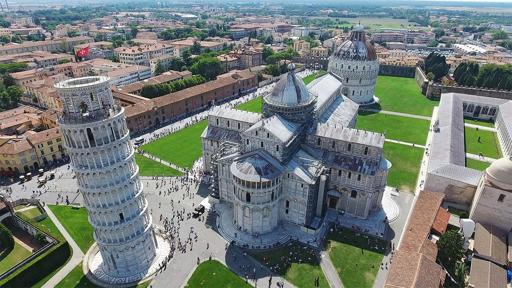 ROSTY MCFLYSHUTTERSTOCK Florence Tuscanys Top Experiences CRIS - photo 10