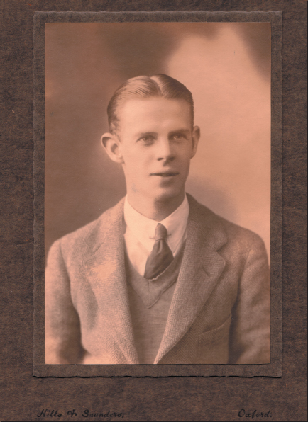 Max Crawford at Oxford H ILL AND S AUNDERS O XFORD Introduction In 1952 - photo 2