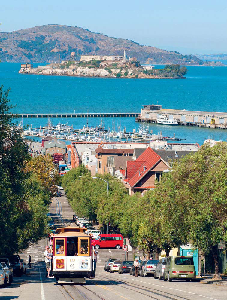 Tram on Hyde St with Alcatraz in the background SABRINA DALBESIO LONELY - photo 6