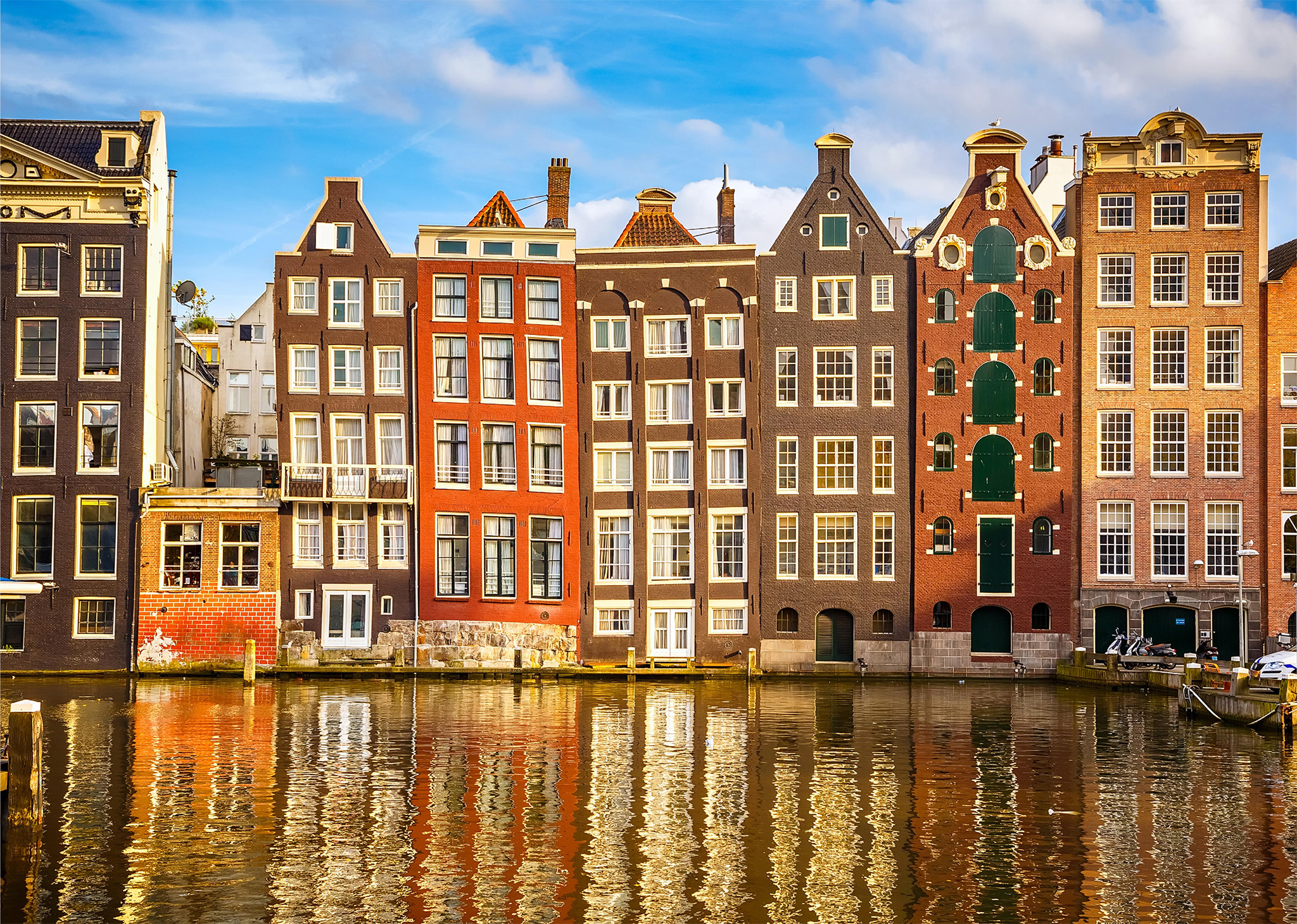 t Characterful houses lining one of the canals With its reflective waterways - photo 5