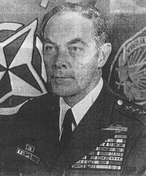 2 General Alexander M Haig Jr White House chief of staff in the final year - photo 2