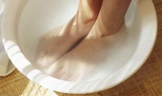 For Cramps Aches And Pains Ease Muscle Pain 1 Add 2 cups of Epsom Salt to - photo 3