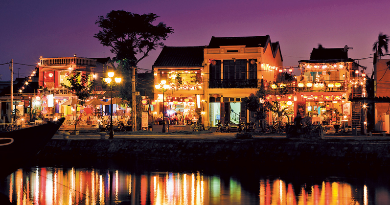 Riverfront restaurants along Bach Dang Street Hoi An ANDERS BLOMQVIST - photo 6