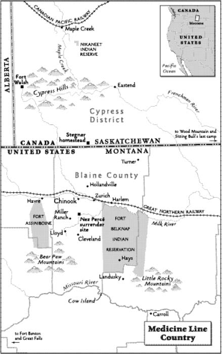 CONTENTS No frontier is marked between the Western landscape and a country of - photo 6