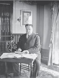 The secretary of war William Howard Taft President Roosevelt wrote Taft I - photo 4