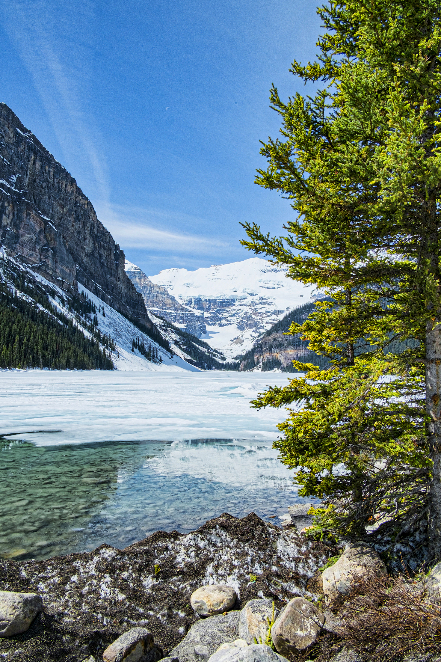 DOUGALLPHOTOGRAPHYGETTY IMAGES Peyto Lake Take in the lakes otherworldly - photo 6