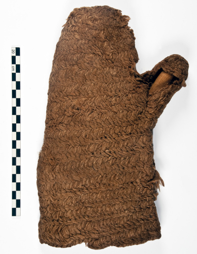 Fig2 Nalbound mitten from medieval Schleswig Stiftung - photo 2