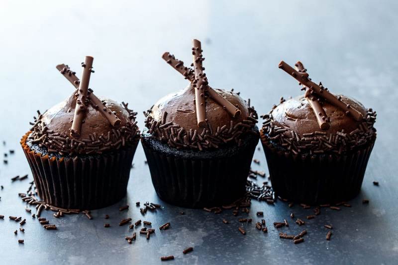 Everyone will love these cupcakes super moist and full of deep dark chocolate - photo 6