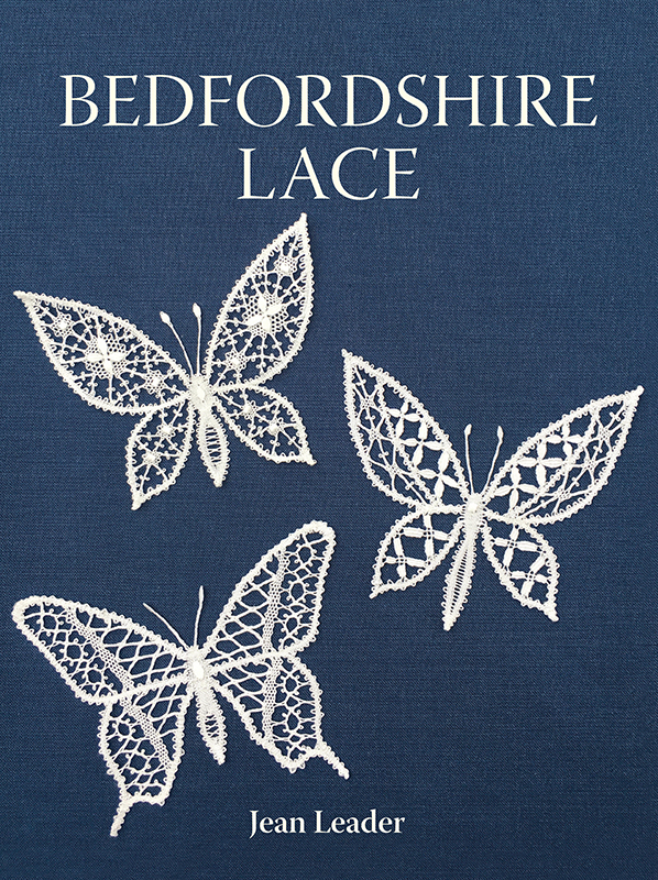 BEDFORDSHIRE LACE Handkerchief edging worked by the author from a draft in - photo 1