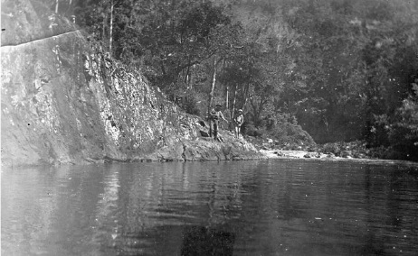 Obi Obi Creek in the Blackall Range 1890s SUNSHINE COAST LIBRARY A rock - photo 9