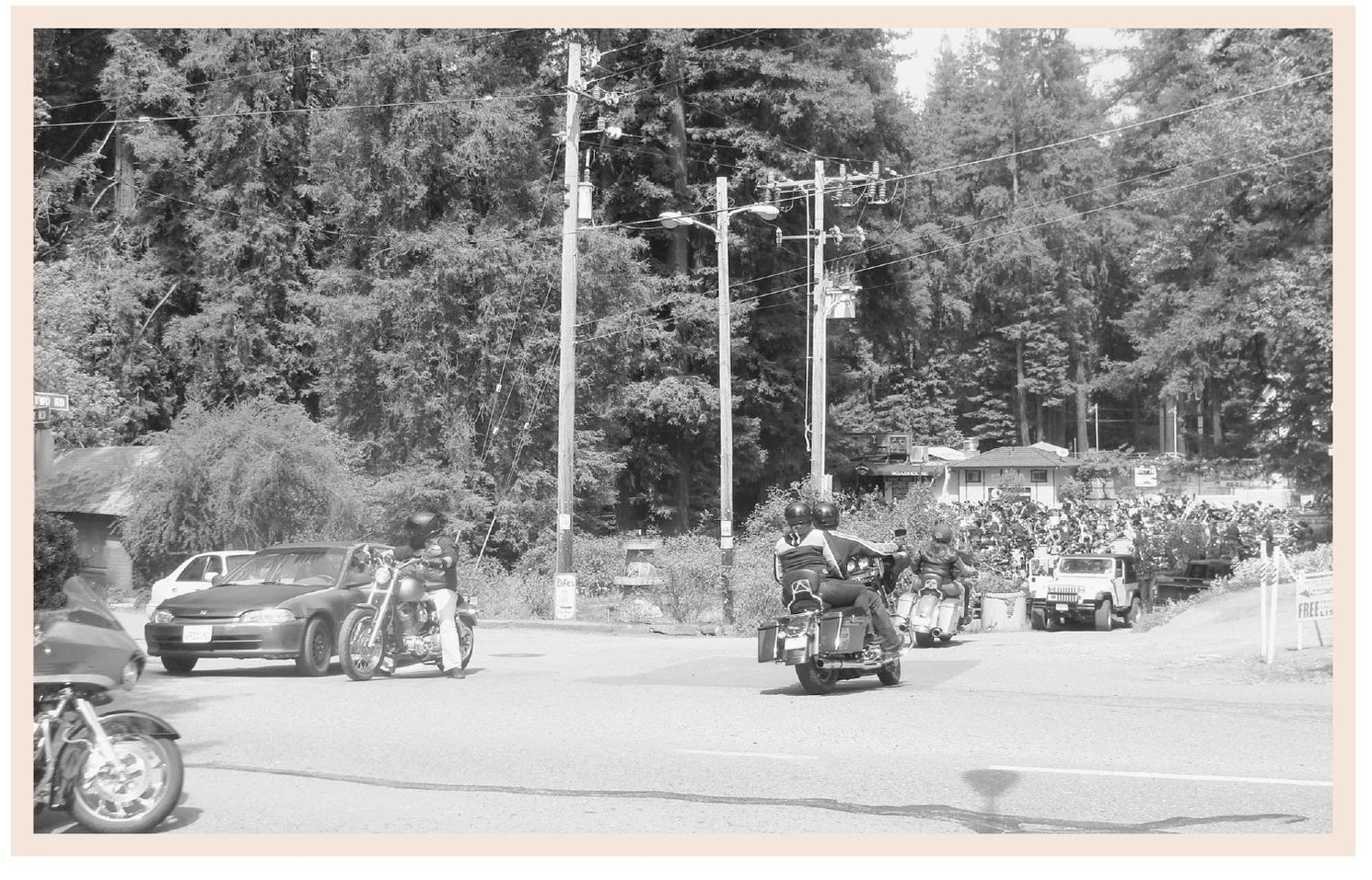 Taken in 1927 this photograph shows the Rio Nido Hotel built in 1918 by Guy - photo 15