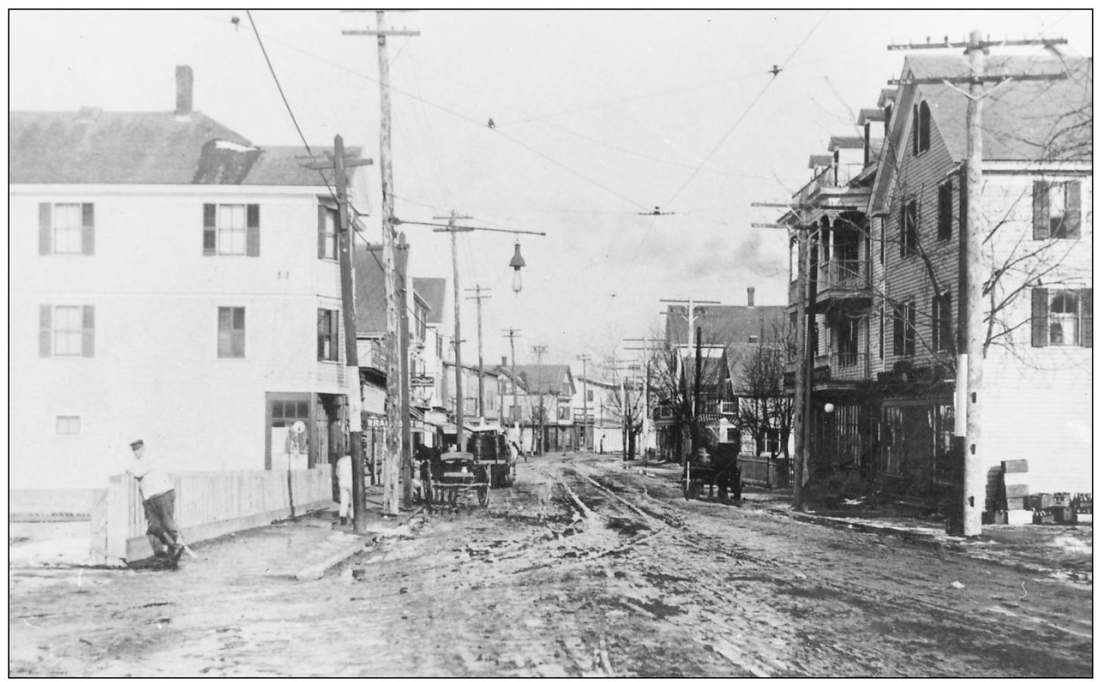 A scene from 1912 This muddy road with horse and buggy tracks is Plainfield - photo 17