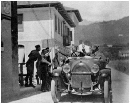 Section Four Chef Charles Griffin and Sous Chef Edward Welch in a staff car - photo 17