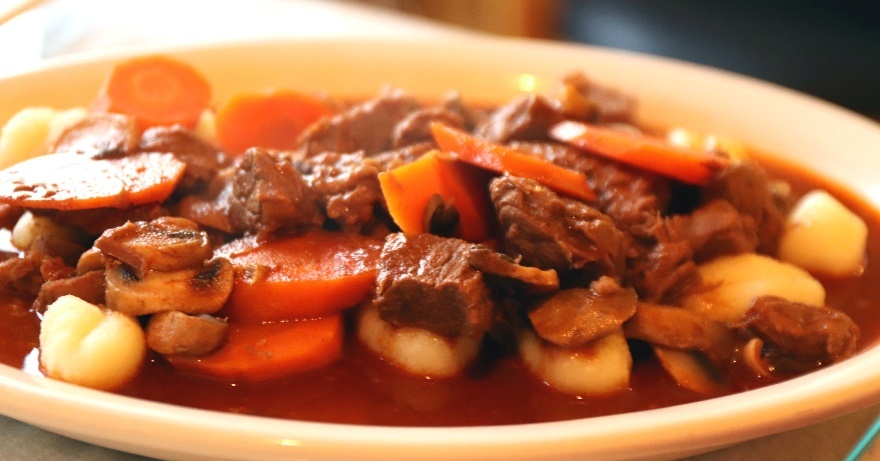 A classic and delicious Hungarian goulash recipe with paprika and broth - photo 7