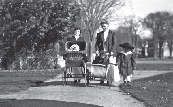 The authors mother Louisa Ludlow surveys Main Street from her pram Her older - photo 4