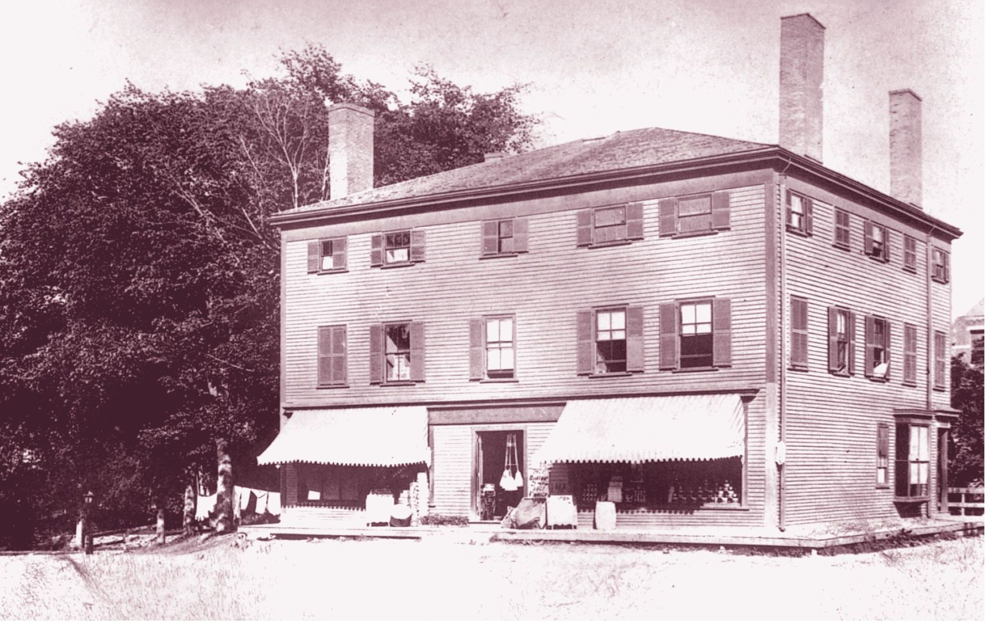 T he Taft Tavern a three-story five-bay facade building erected in 1805 was - photo 5