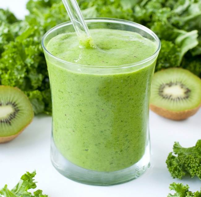 This Kale Kiwi Smoothie is surprisingly delicious and very good for you - photo 9